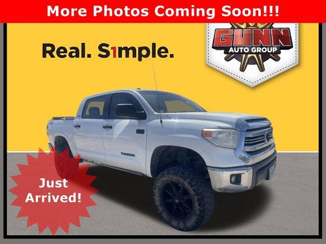 2016 Toyota Tundra 4WD Truck Vehicle Photo in SELMA, TX 78154-1460