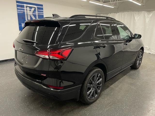 Used 2022 Chevrolet Equinox RS with VIN 2GNAXWEV2N6153105 for sale in Grand Rapids, MI