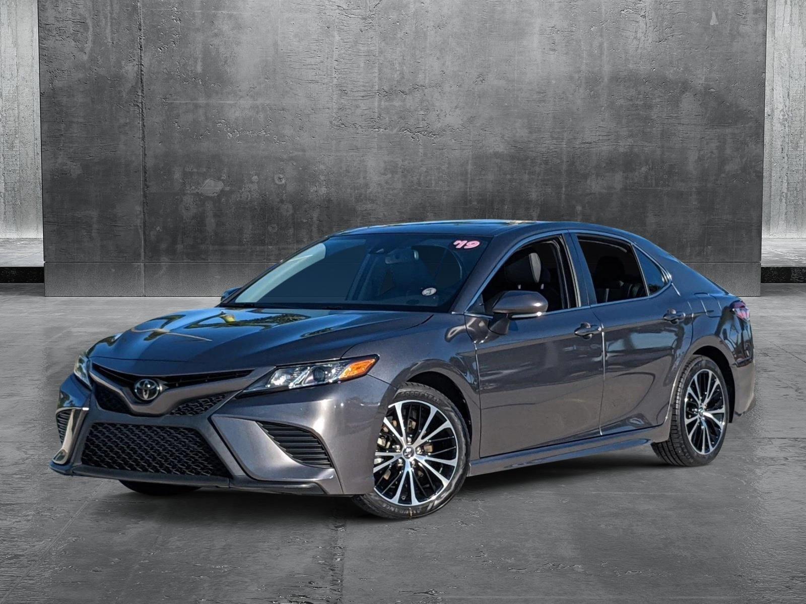 2019 Toyota Camry Vehicle Photo in Davie, FL 33331