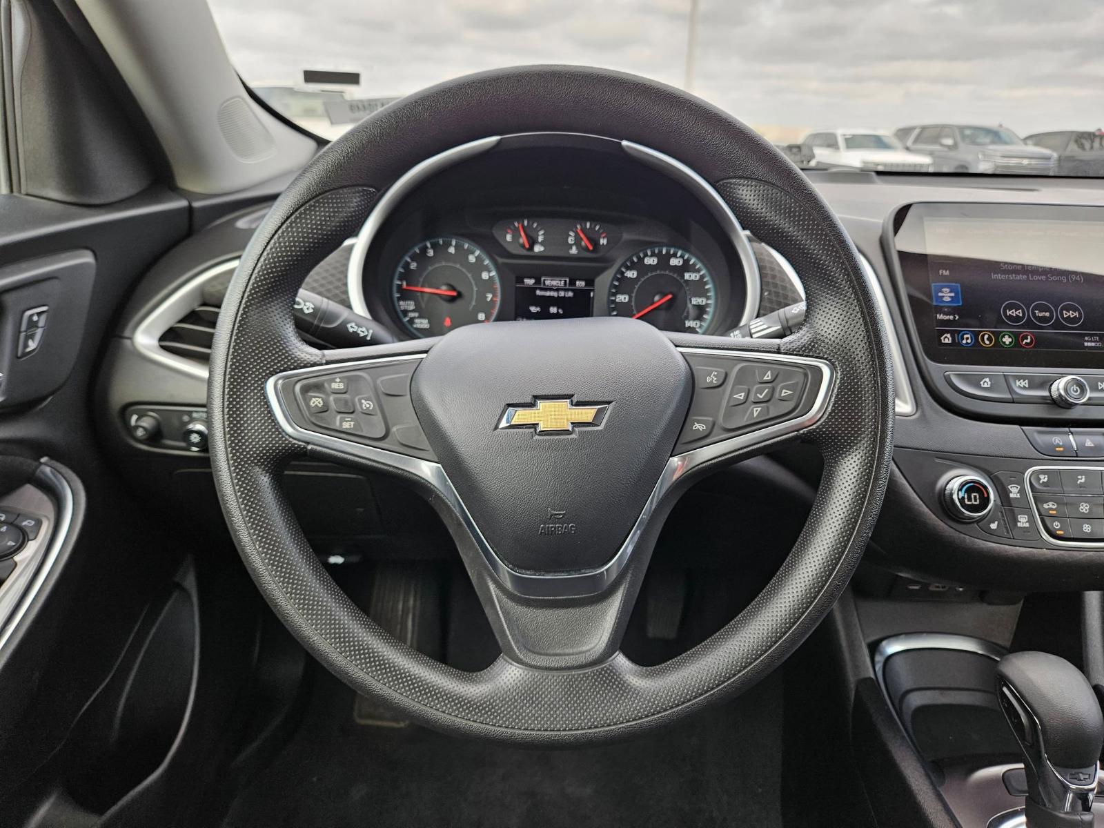 2022 Chevrolet Malibu Vehicle Photo in Seguin, TX 78155