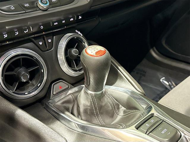 2019 Chevrolet Camaro Vehicle Photo in EVERETT, WA 98203-5662