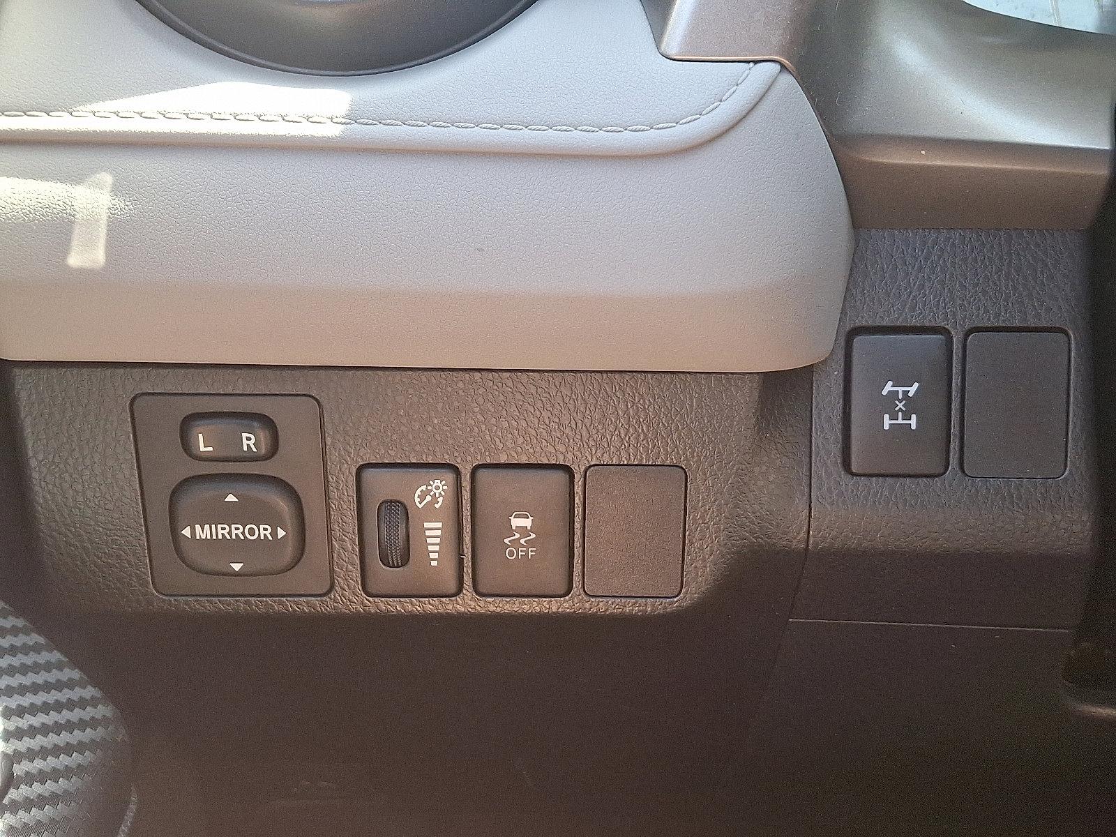 2015 Toyota RAV4 Vehicle Photo in Trevose, PA 19053