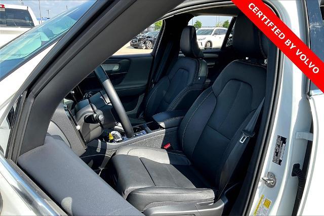 2025 Volvo XC40 Vehicle Photo in Grapevine, TX 76051