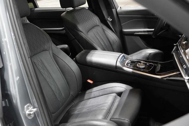 2025 BMW X7 xDrive40i Vehicle Photo in GRAPEVINE, TX 76051