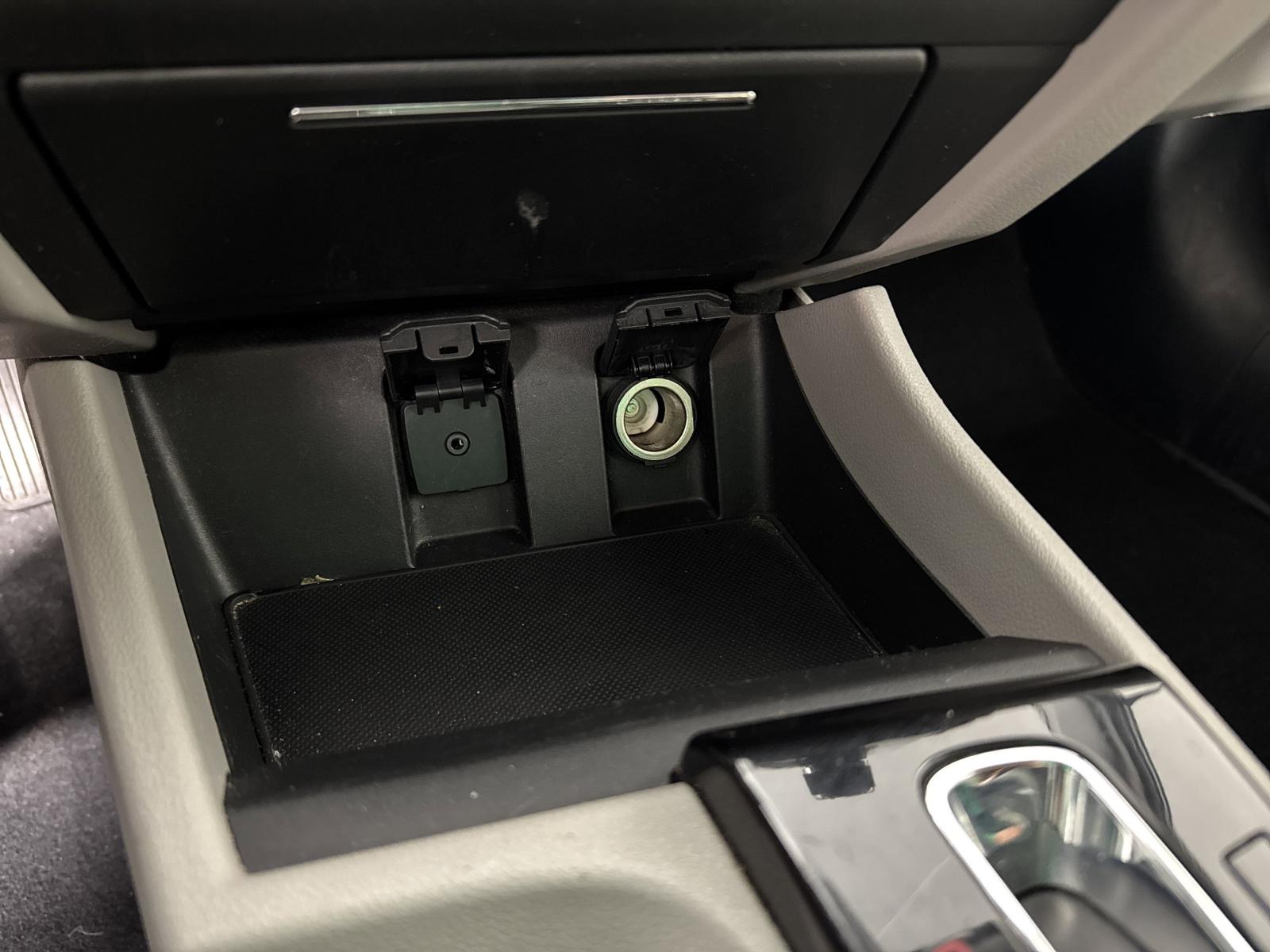 2013 Honda Civic Sdn Vehicle Photo in GEORGETOWN, TX 78626-7508