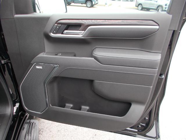 2025 GMC Sierra 1500 Vehicle Photo in LOWELL, MA 01852-4336
