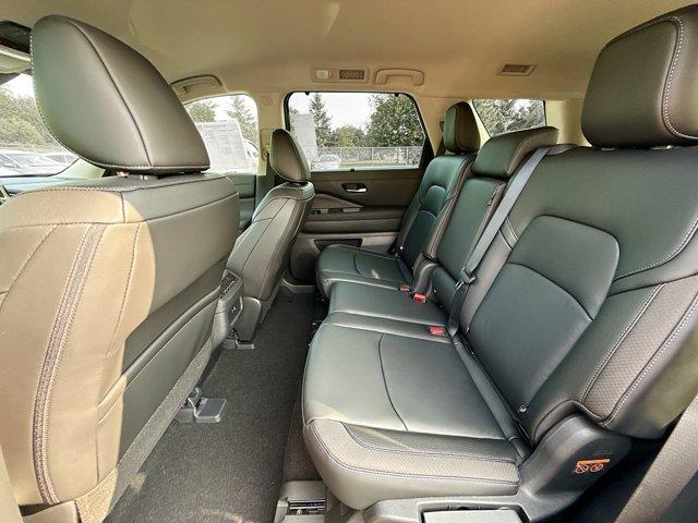 2025 Nissan Pathfinder Vehicle Photo in Flemington, NJ 08822