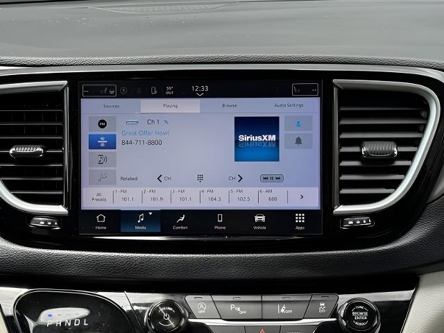2023 Chrysler Pacifica Vehicle Photo in MIDDLETON, WI 53562-1492