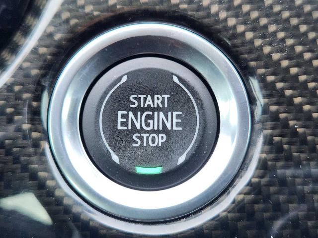 2024 Cadillac XT6 Vehicle Photo in DENTON, TX 76210-9321