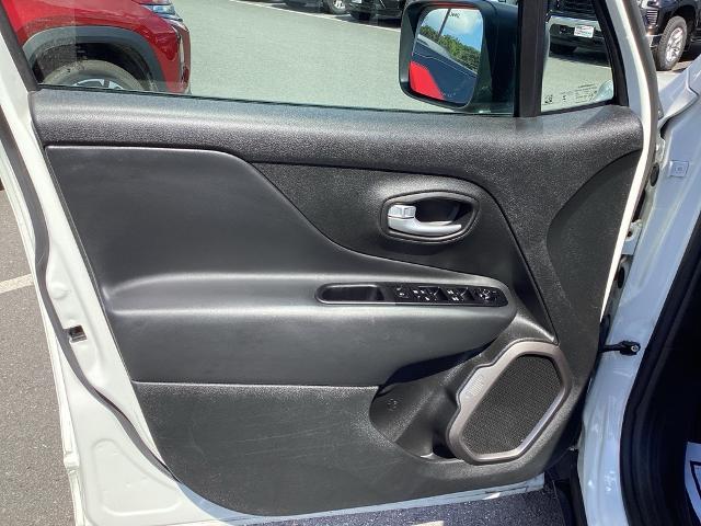 2023 Jeep Renegade Vehicle Photo in Gardner, MA 01440