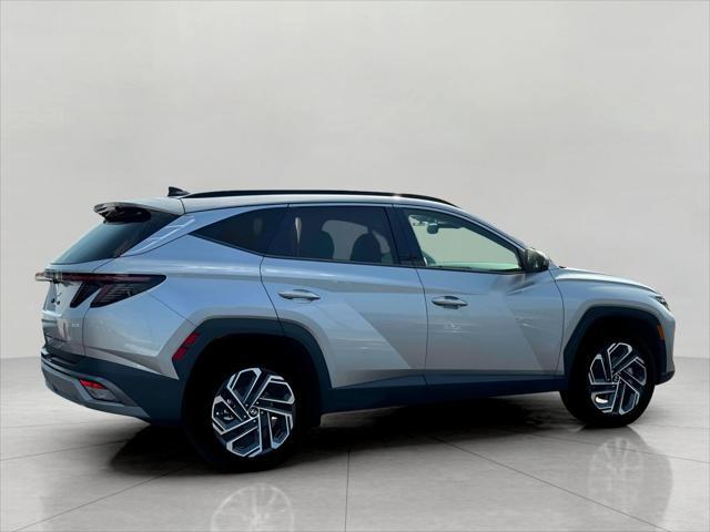 2025 Hyundai TUCSON Vehicle Photo in Green Bay, WI 54304