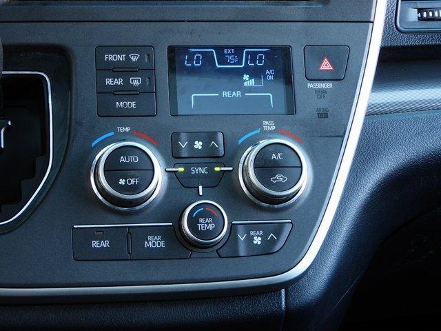 2020 Toyota Sienna Vehicle Photo in DALLAS, TX 75244-5909