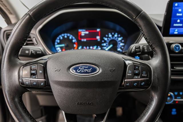 2021 Ford Escape Vehicle Photo in Akron, OH 44312