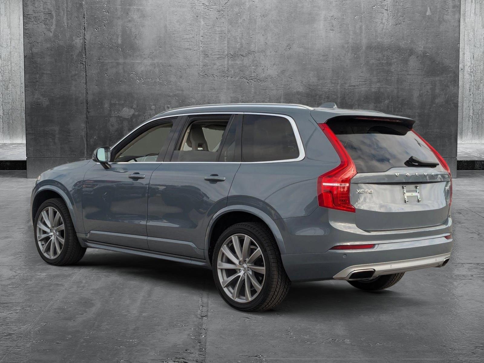 2020 Volvo XC90 Vehicle Photo in St. Petersburg, FL 33713