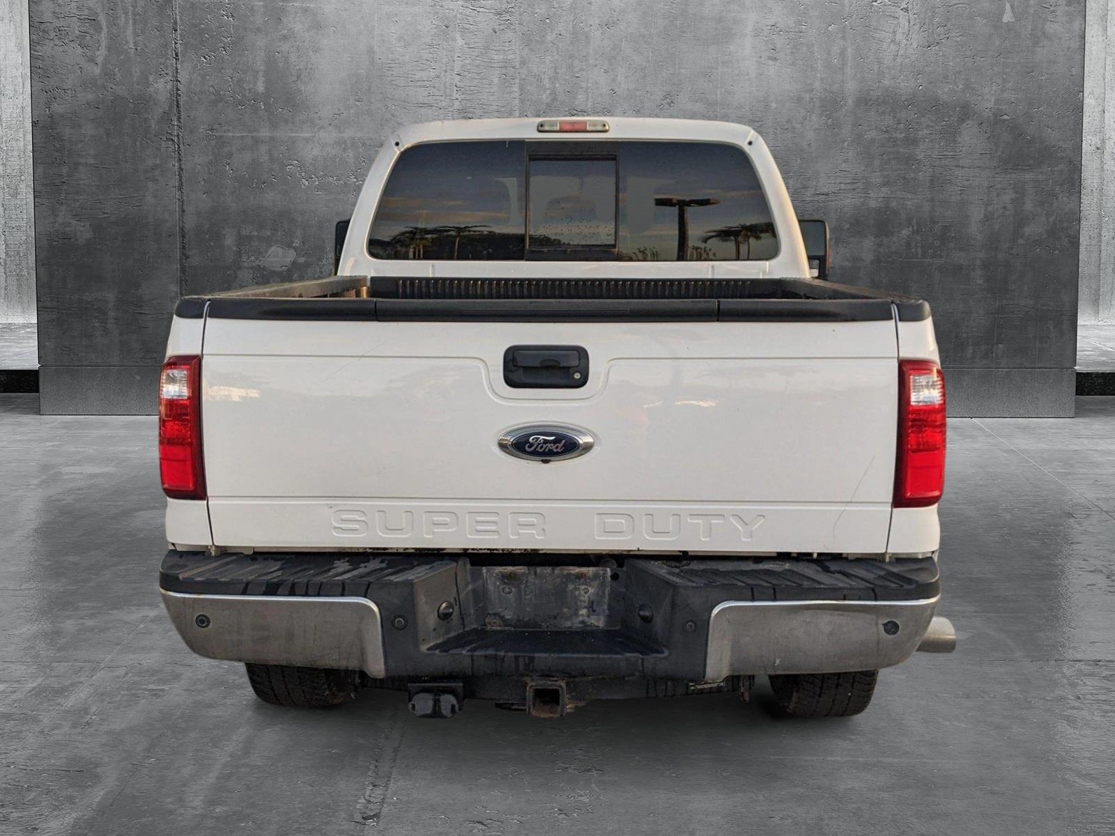 2015 Ford Super Duty F-250 SRW Vehicle Photo in PEMBROKE PINES, FL 33024-6534