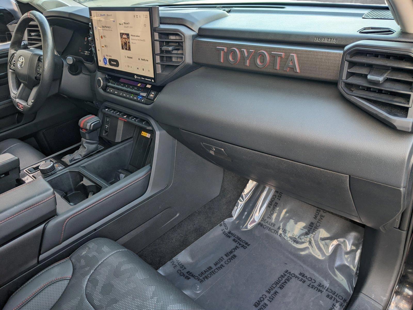 2022 Toyota Tundra 4WD Vehicle Photo in PEMBROKE PINES, FL 33024-6534