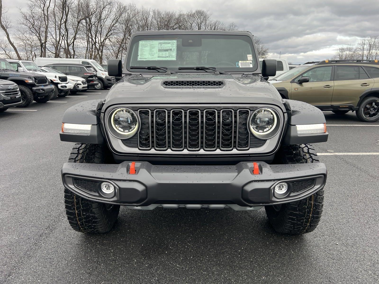 2025 Jeep Gladiator Vehicle Photo in Mechanicsburg, PA 17050-1707
