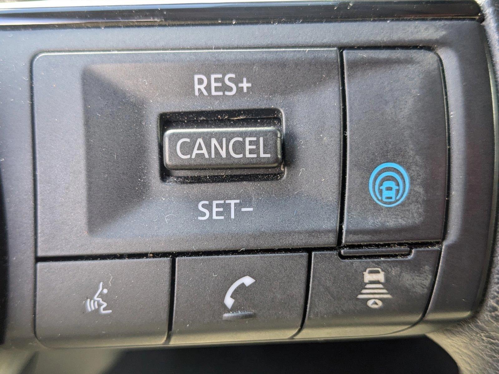 2022 Nissan Rogue Vehicle Photo in Miami, FL 33135