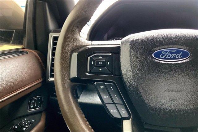 2020 Ford Expedition Vehicle Photo in TOPEKA, KS 66609-0000