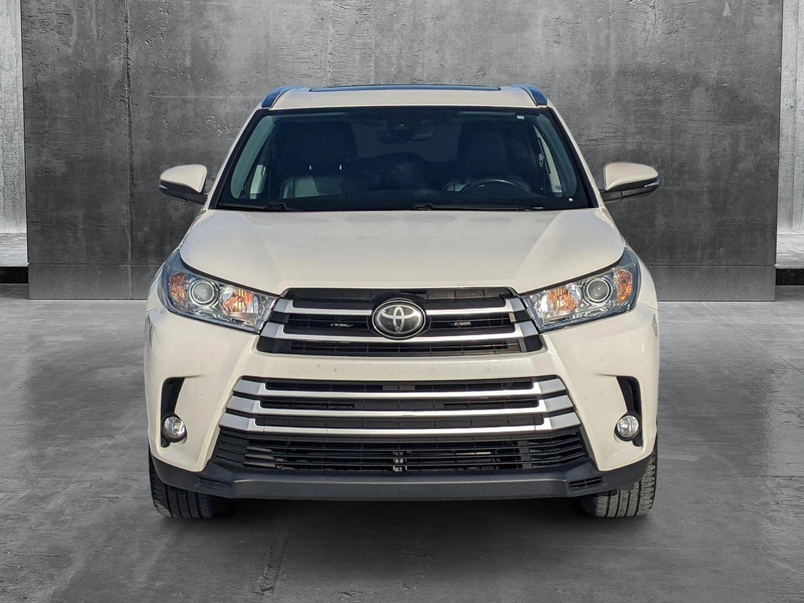 2018 Toyota Highlander Vehicle Photo in Pembroke Pines , FL 33084