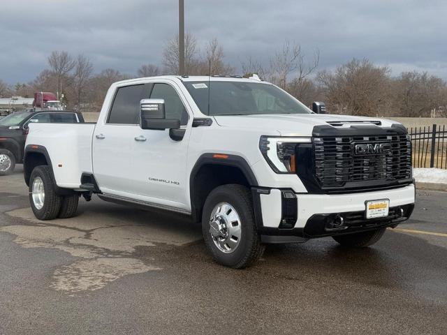 2025 GMC Sierra 3500 HD Vehicle Photo in COLUMBIA, MO 65203-3903