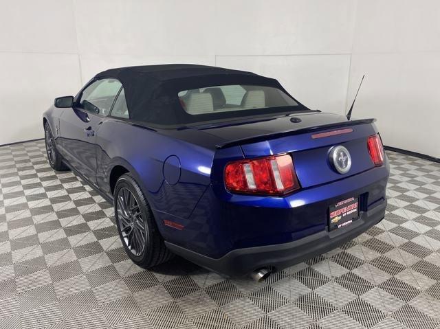 2012 Ford Mustang Vehicle Photo in MEDINA, OH 44256-9001