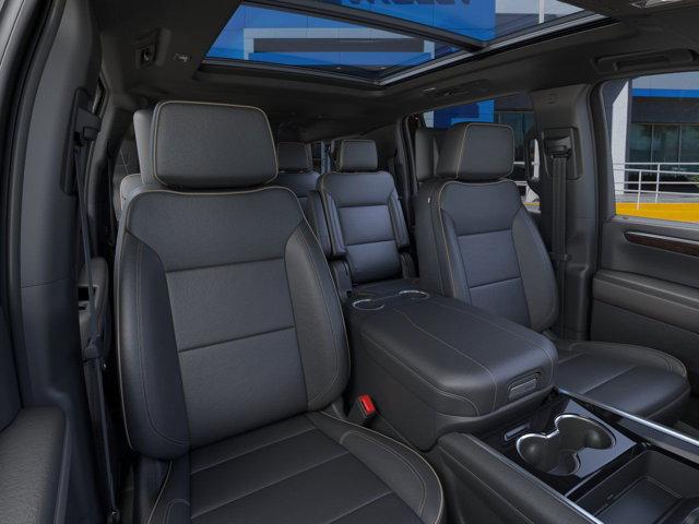 2025 Chevrolet Suburban Vehicle Photo in HOUSTON, TX 77083-5701