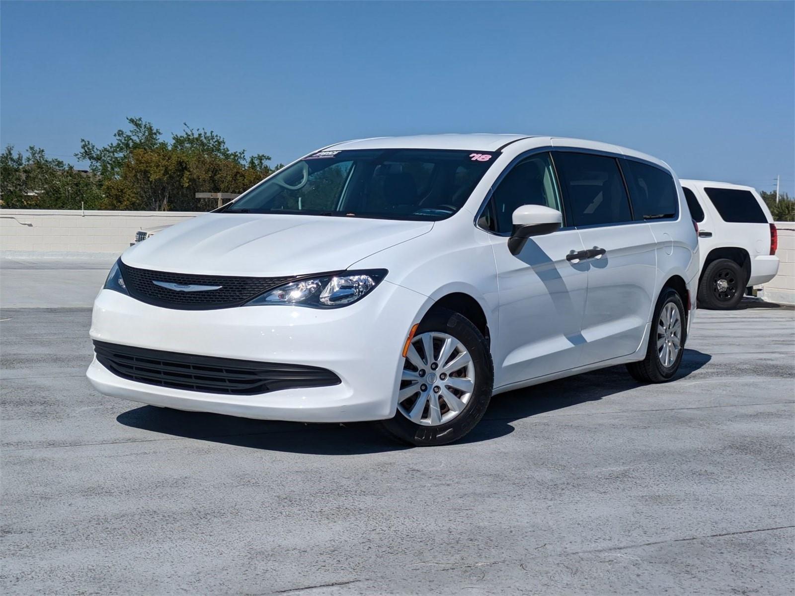 2018 Chrysler Pacifica Vehicle Photo in WEST PALM BEACH, FL 33407-3296