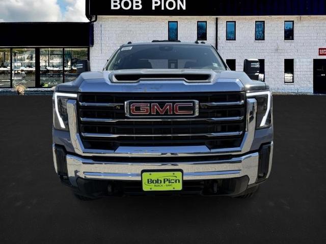 2025 GMC Sierra 2500 HD Vehicle Photo in CHICOPEE, MA 01020-5001
