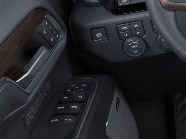 2025 Chevrolet Silverado 1500 Vehicle Photo in ENGLEWOOD, CO 80113-6708