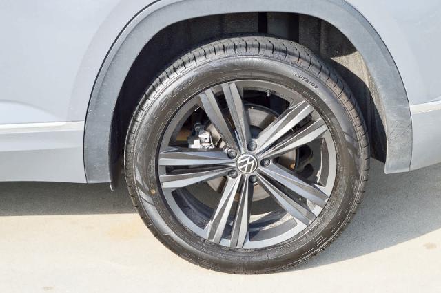 2021 Volkswagen Atlas Cross Sport Vehicle Photo in Houston, TX 77090