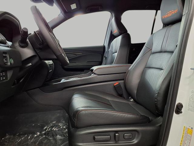 2025 Honda Ridgeline Vehicle Photo in Oshkosh, WI 54904