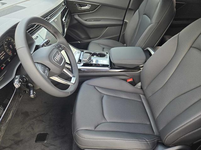 2025 Audi Q7 Vehicle Photo in SUGAR LAND, TX 77478