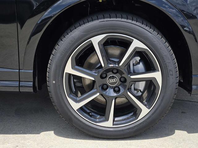 2025 Audi Q3 Vehicle Photo in SUGAR LAND, TX 77478