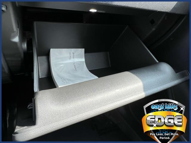 2021 Chevrolet Blazer Vehicle Photo in Roslyn, NY 11576