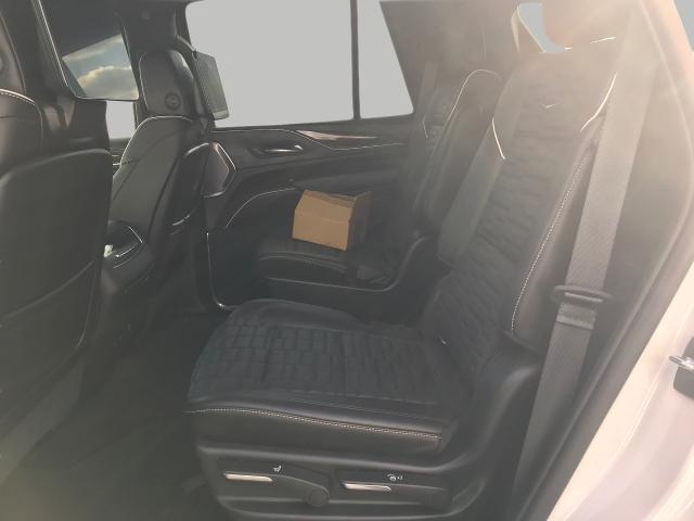 2021 Cadillac Escalade Vehicle Photo in GREEN BAY, WI 54303-3330