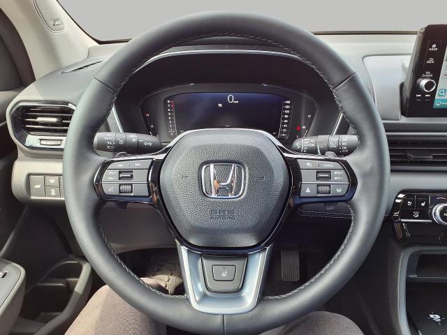 2025 Honda Pilot Vehicle Photo in Oshkosh, WI 54904