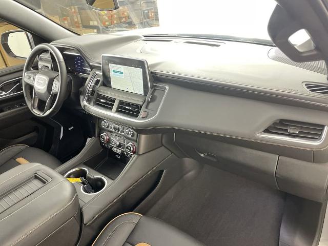 2024 GMC Yukon XL Vehicle Photo in GILBERT, AZ 85297-0402