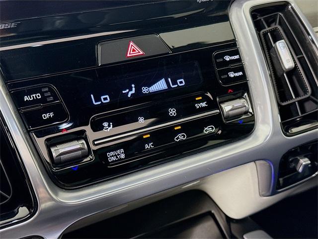 2023 Kia Sorento Plug-In Hybrid Vehicle Photo in Everett, WA 98204