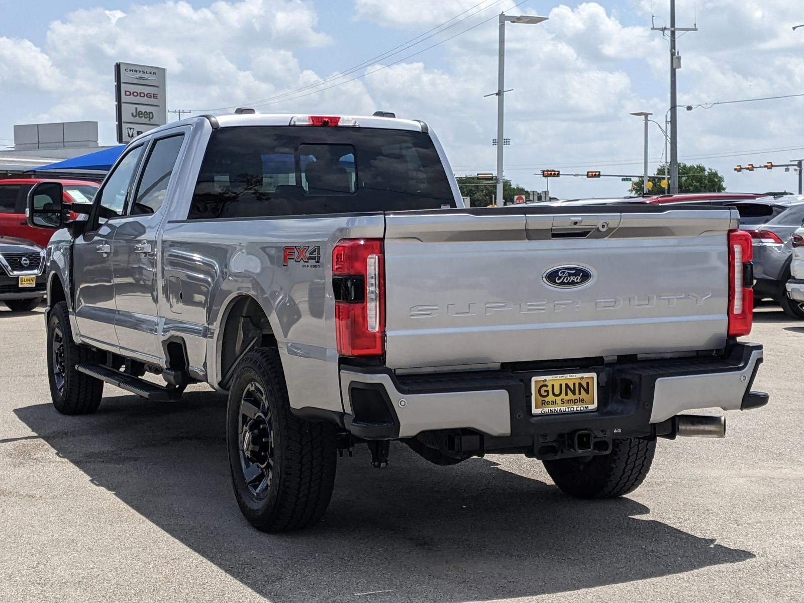 2024 Ford Super Duty F-250 SRW Vehicle Photo in Seguin, TX 78155