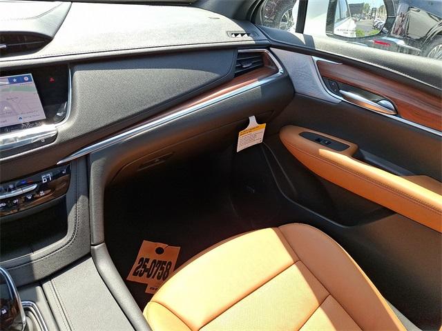 2025 Cadillac XT5 Vehicle Photo in ALLENTOWN, PA 18103-7399