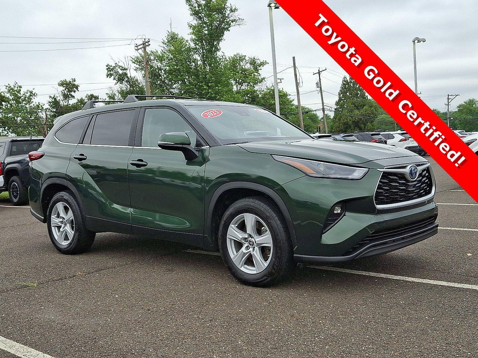 2023 Toyota Highlander Vehicle Photo in Trevose, PA 19053