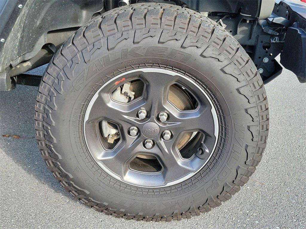 2021 Jeep Gladiator Vehicle Photo in Muncy, PA 17756