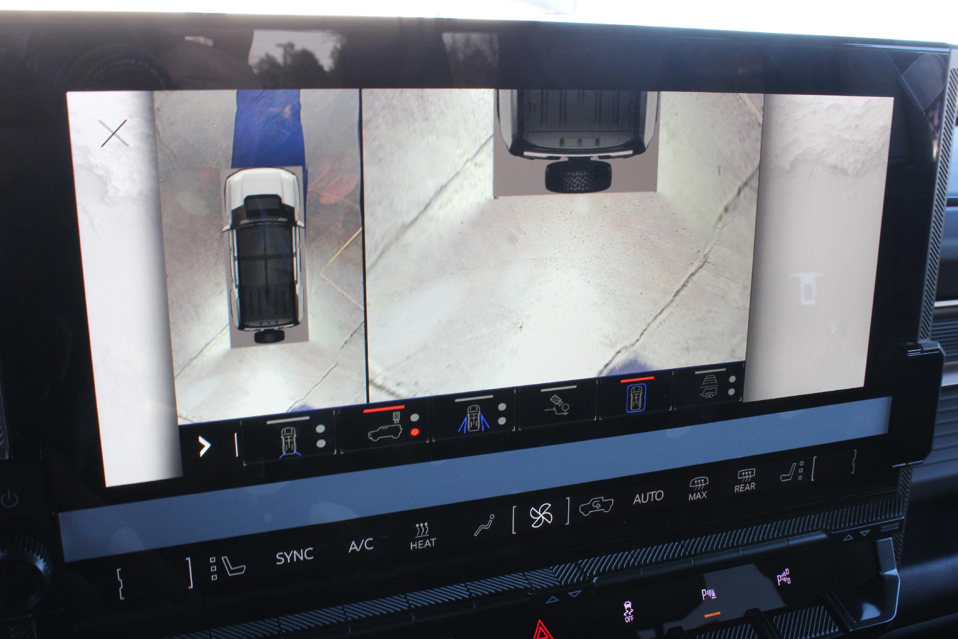 2025 GMC HUMMER EV SUV Vehicle Photo in AURORA, CO 80012-4011