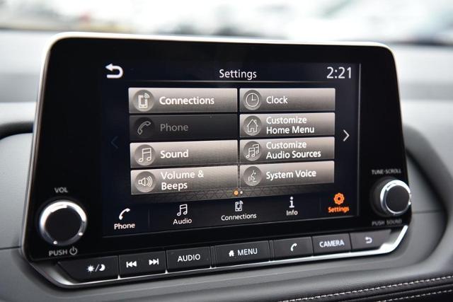 2025 Nissan Rogue Vehicle Photo in Ballwin, MO 63011