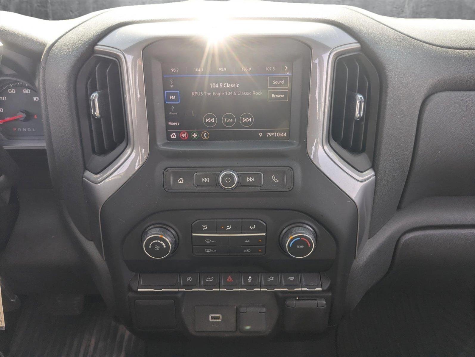 2020 Chevrolet Silverado 1500 Vehicle Photo in CORPUS CHRISTI, TX 78412-4902