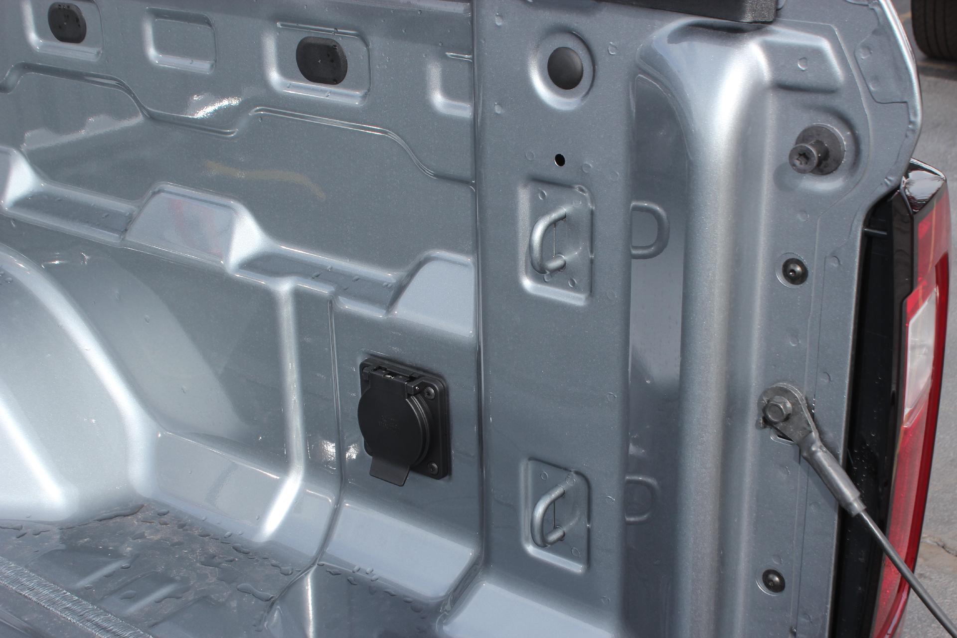 2025 GMC Canyon Vehicle Photo in AURORA, CO 80012-4011