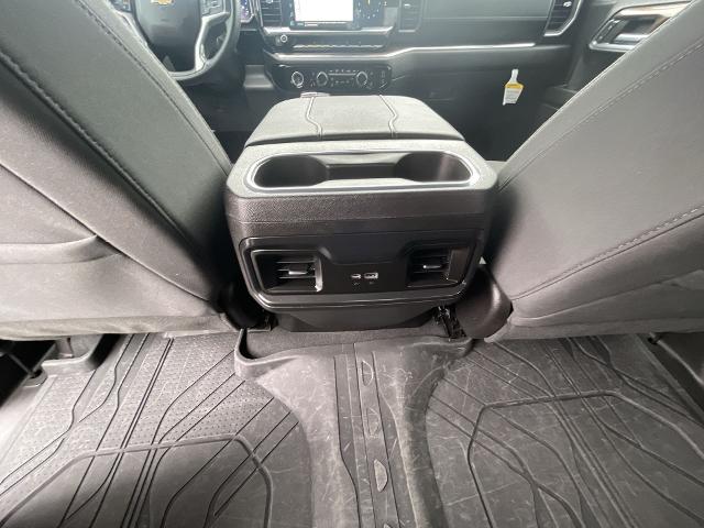 2024 Chevrolet Silverado 1500 Vehicle Photo in BENTONVILLE, AR 72712-4322