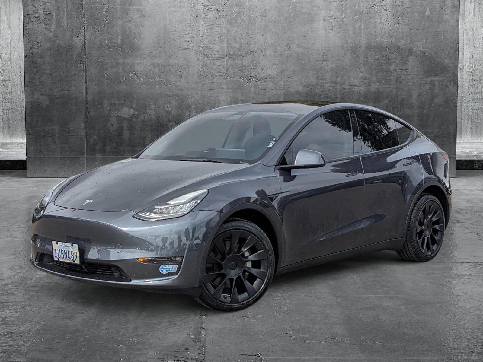 2021 Tesla Model Y Vehicle Photo in Santa Clarita, CA 91355
