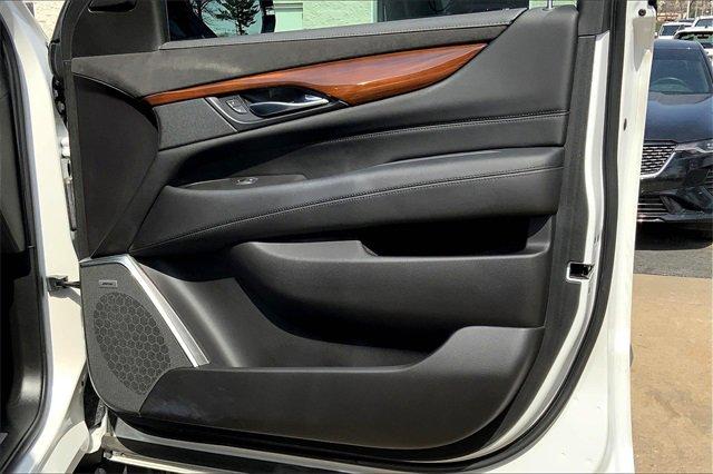 2019 Cadillac Escalade Vehicle Photo in KANSAS CITY, MO 64114-4545